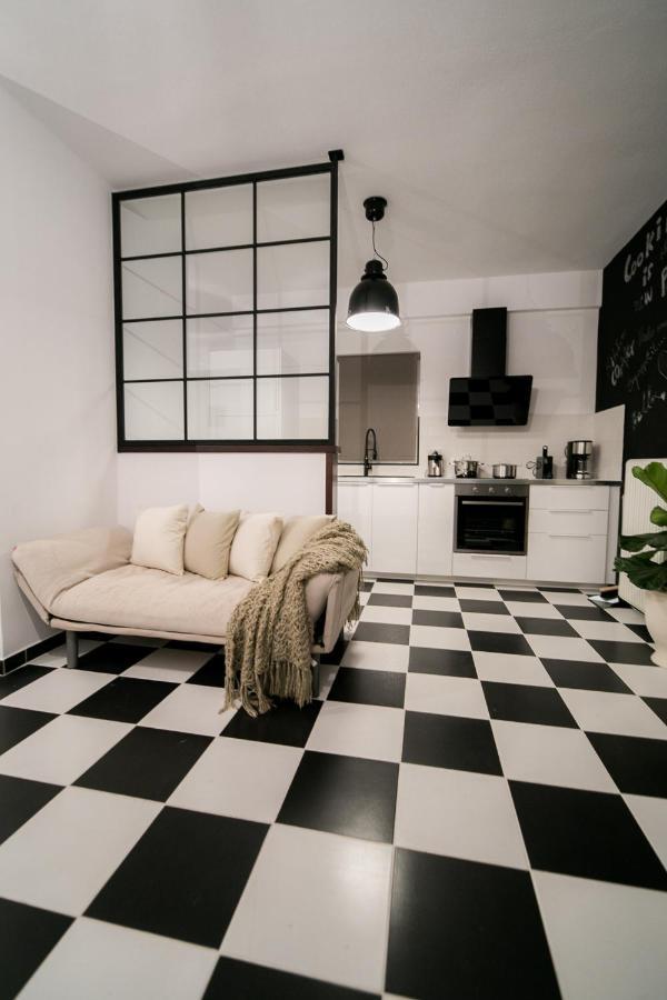 Fena Uptown Easy Living Apartment Volos Exterior photo